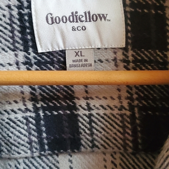 Goodfellow Heavy Plaid Long Sleeve Sz. XL Shacket - Picture 2 of 13